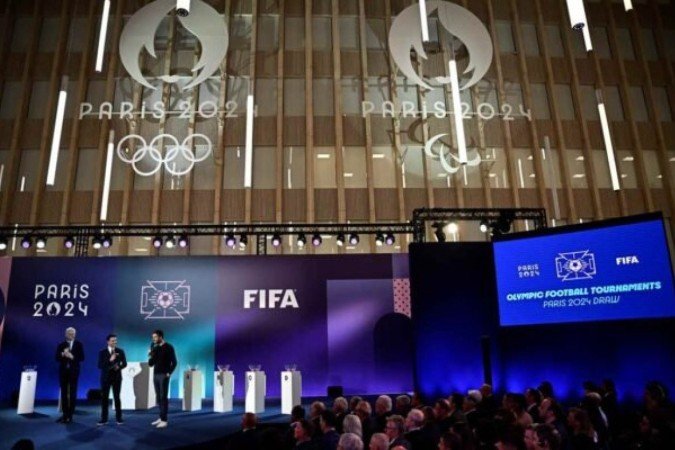Sorteio dos grupos do Futebol Masculino nas Olimpíadas de Paris 2024 - Foto: Julien de Rosa/AFP via Getty Images -  (crédito: Foto: Julien de Rosa/AFP via Getty Images)