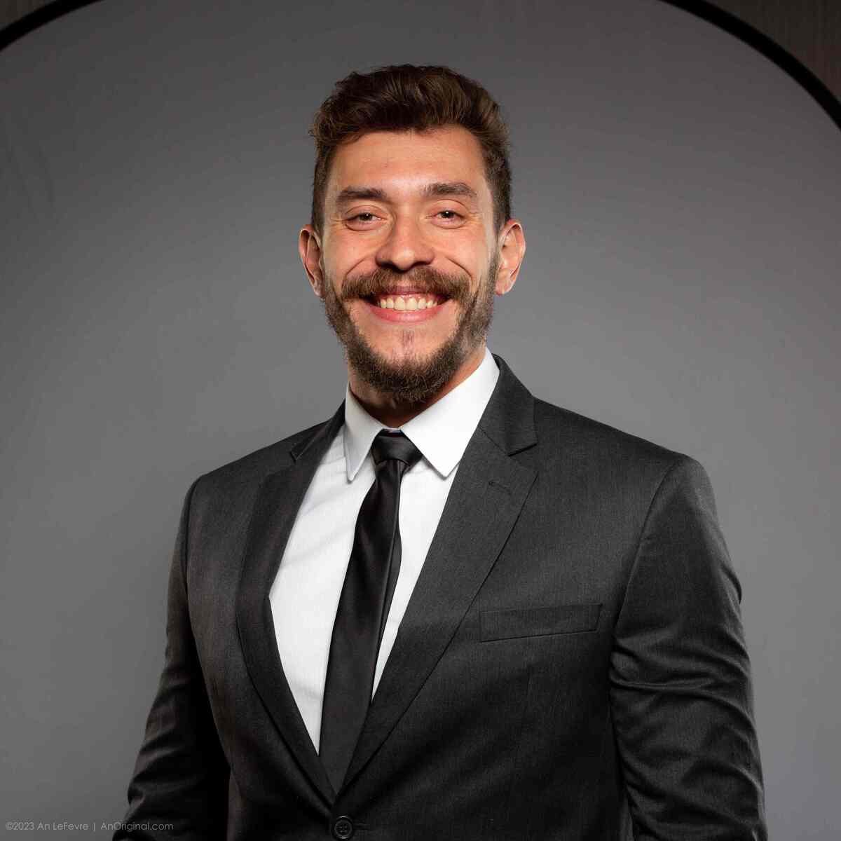 Bruno Russo é formado em biologia, mas no momento, trabalha como gerentes de contas.