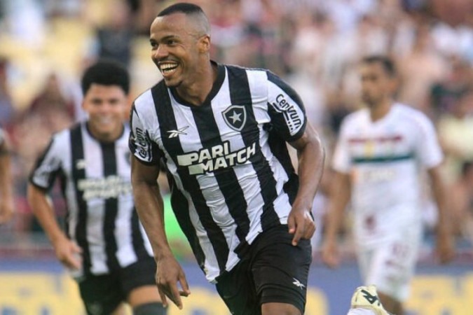 Marlon Freitas já viveu altos e baixos em pouco mais de um ano pelo Botafogo -  (crédito: Foto: Vitor Silva/Botafogo)