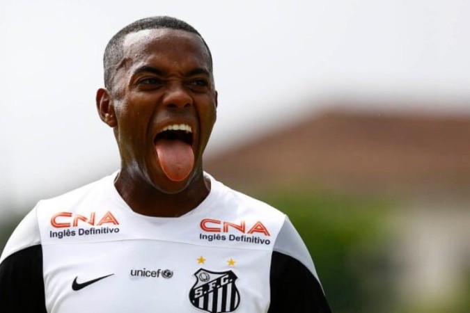 Robinho foi condenado a nove anos de prisão -  (crédito: Foto: Ricardo Saibun/Santos FC)