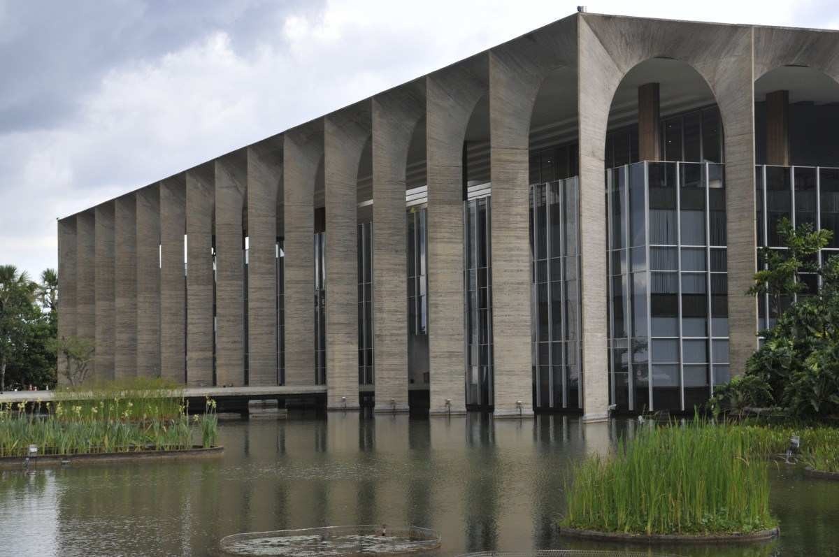 Obras de Niemeyer inspiram debate em Brasília; saiba como participar