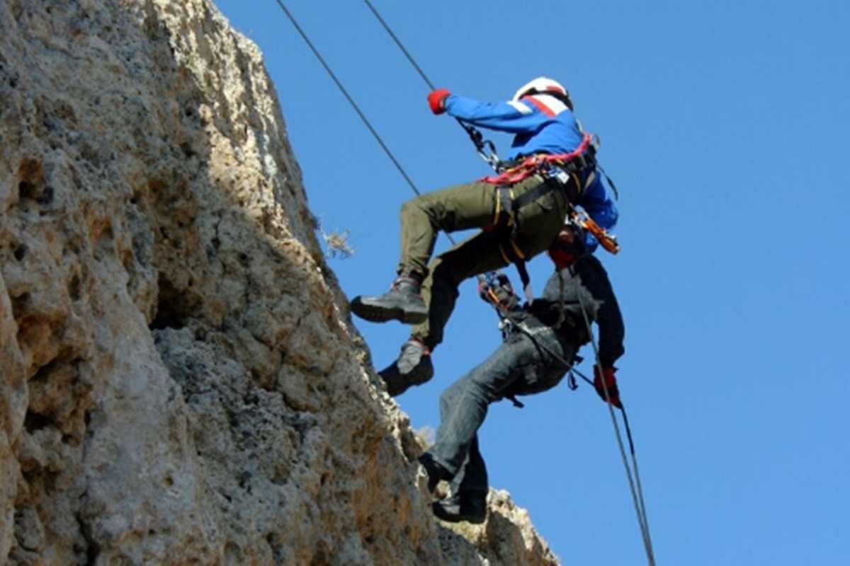 Indígenas e socorristas salvam alpinistas presos no pico mais alto da Colômbia