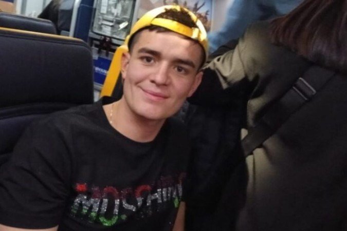 Colombiano viaja de Madri a Londres para jogo... do Brasil contra a Inglaterra -  (crédito: Foto: Felipe David Rocha / Jogada10)