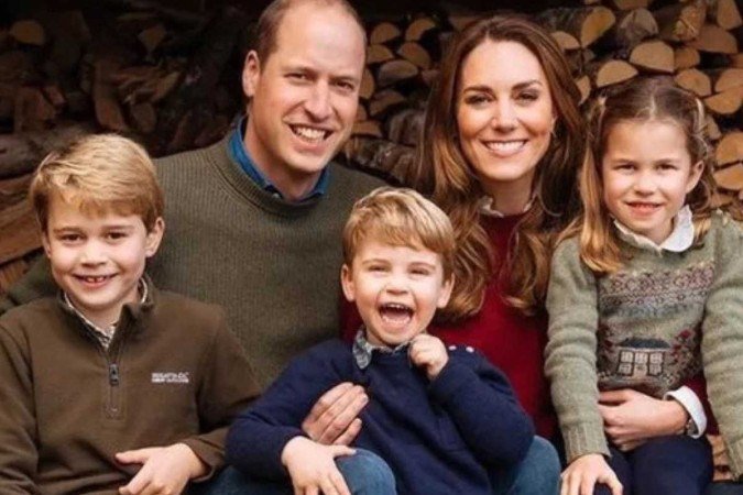 Kate Middleton, William William, George, Charlotte e Louis -  (crédito: Reprodução Redes Sociais )