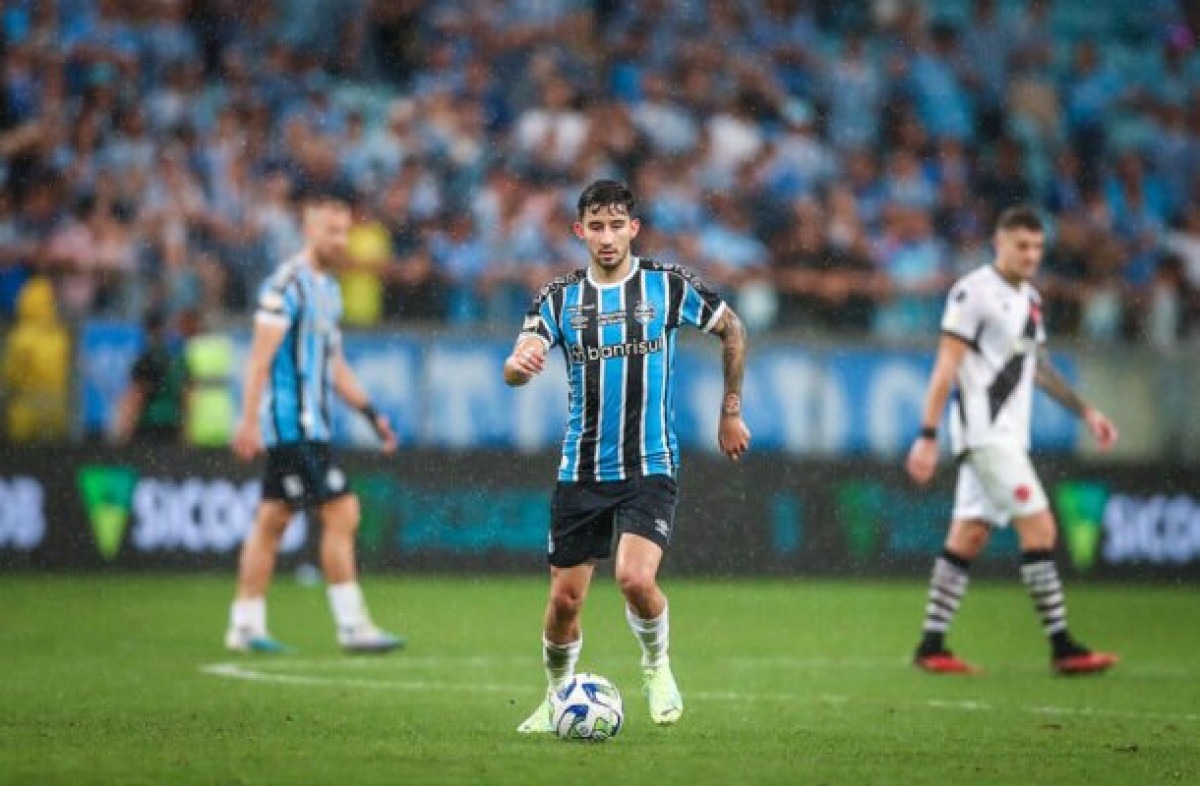 Villasanti volta, e Renato poderá repetir escalação pela terceira vez seguida no Grêmio
