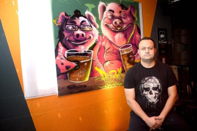  25/03/2024 Credito: Ed Alves/CB/DA.Press. Cidades. Aniversário 53 Anos Ceilândia. Na foto, Kesley Porks. (não tinha quase nada para fotografar, o bar estava fechado -  Dificil )