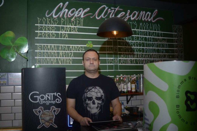  25/03/2024 Credito: Ed Alves/CB/DA.Press. Cidades. Aniversário 53 Anos Ceilândia. Na foto, Kesley Porks. (não tinha quase nada para fotografar, o bar estava fechado -  Dificil )