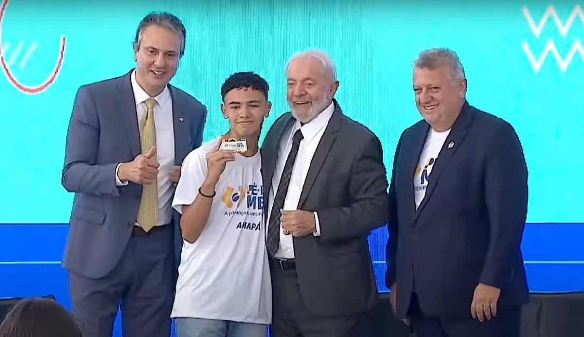 Conheça o Mais Professores, programa que será lançado hoje por Lula
