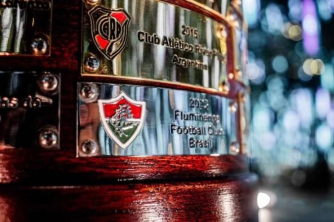 Fluminense ergueu o troféu da Libertadores 2023 ao derrotar o Boca Juniors no Maracanã - Foto Lucas Merçon/Fluminense -  (crédito: - Foto Lucas Merçon/Fluminense)
