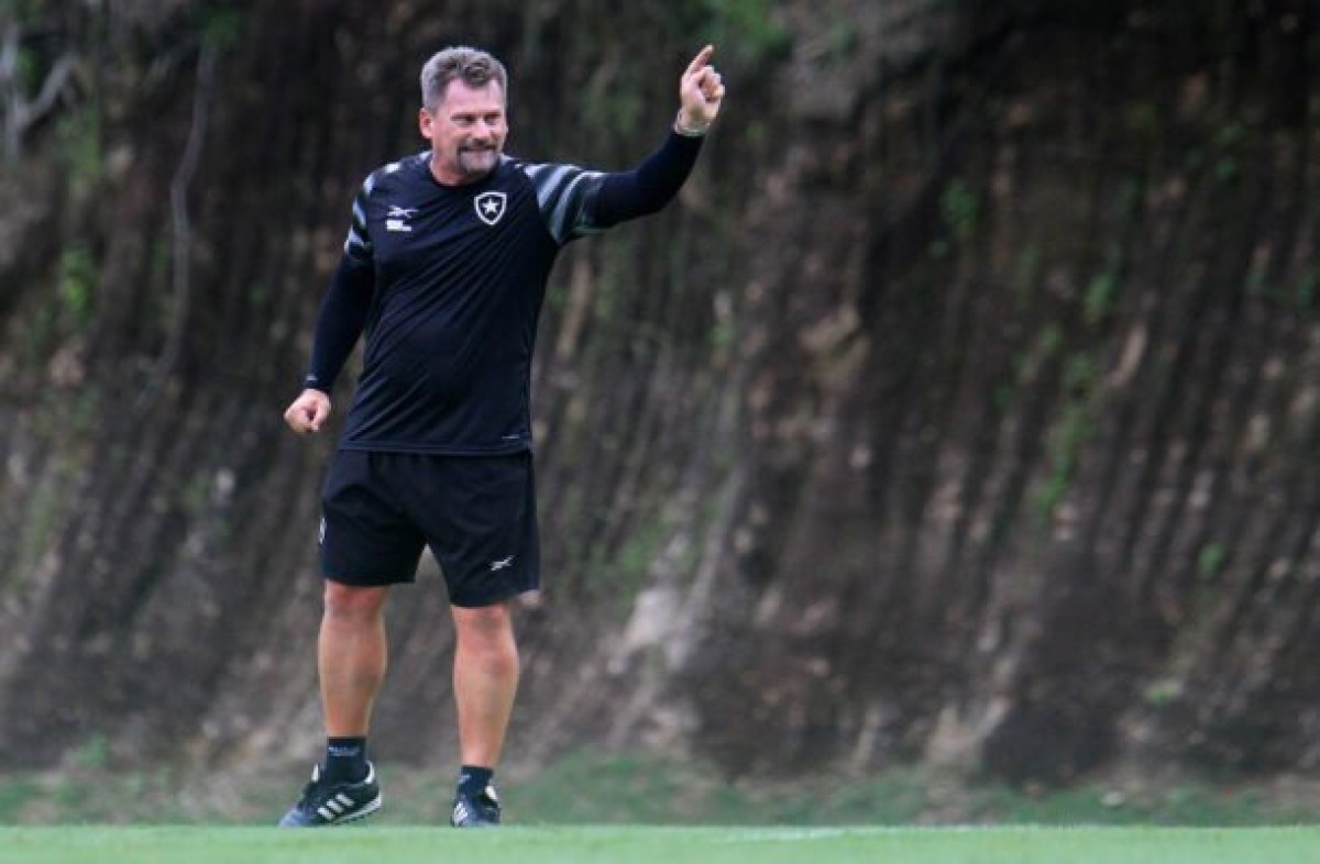 Com desfalques, Botafogo divulga relacionados para final da Taça Rio