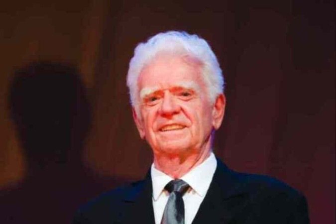 Eloy encontrou na arte uma forma de superar a perda dos dois filhos