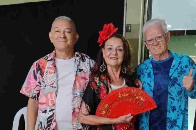 Ao lado de amigos, criou o Movimento Felizart, para peças e apresentações de teatro