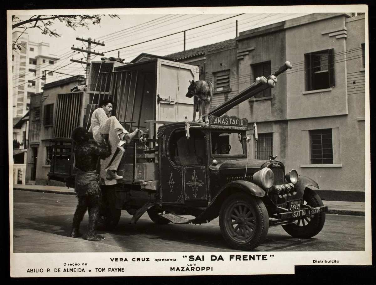 Cena do filme ’Sai da frente’ (1952)