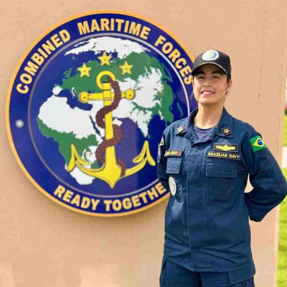 Capit&atilde; de corveta Luciana Mendes: 'Quis atuar contra a pirataria'
