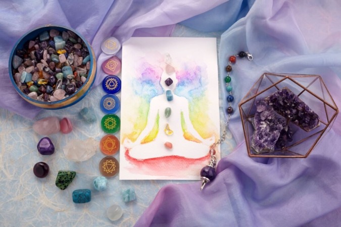 Existem sete chakras principais que correspondem a diferentes partes do corpo (Imagem: vetre | Shutterstock) -  (crédito: EdiCase - Astrologia - Diversão e arte)