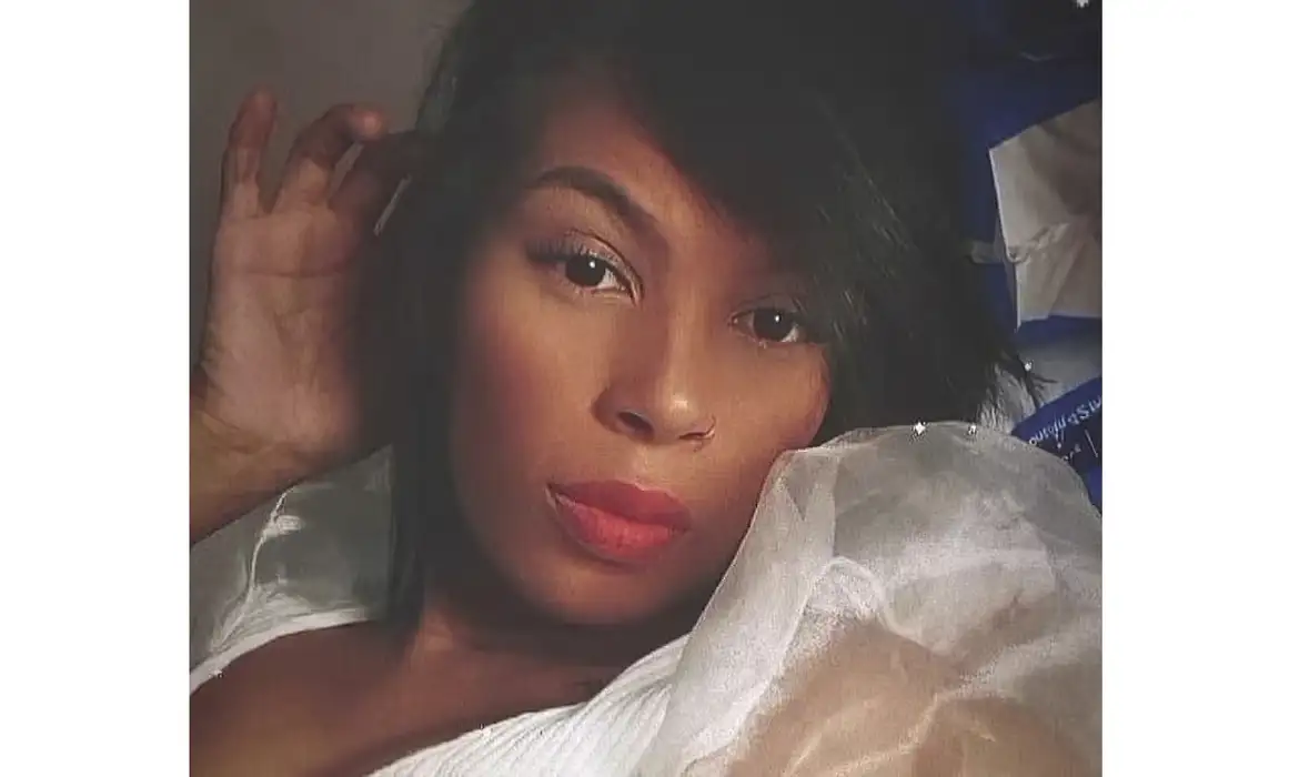 Mulher de 31 anos morre por bala perdida em Santos -  (crédito: EBC)