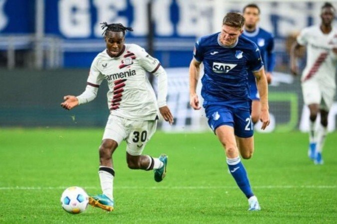 Bayer Leverkusen venceu o Hoffenheim por 3 a 2 no primeiro turno -  (crédito: Foto: Divulgação/Bayer Leverkusen)