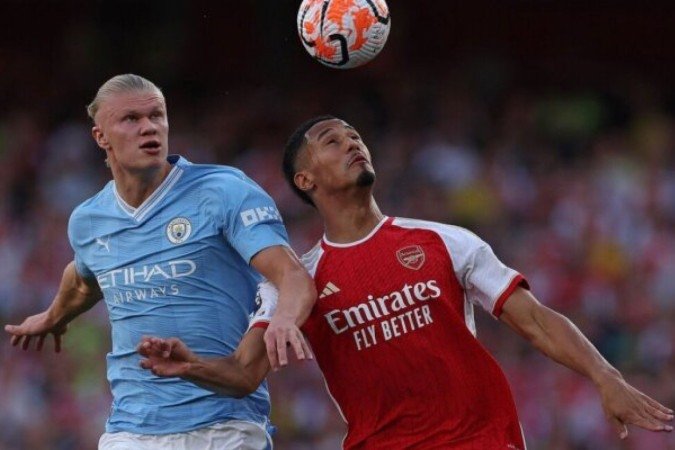 Haaland vai tentar levar o City a mais uma vitÃ?Â³ria. Mas desta vez o rival Ã?Â© duro: o lÃ?Â­der Arsenal -  (crédito:  AFP via Getty Images)