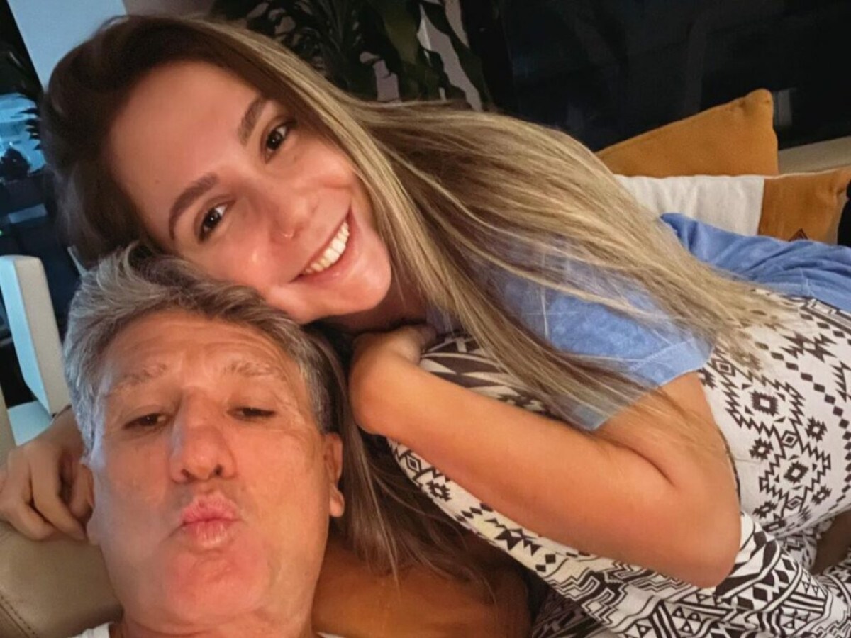 Filha de Renato Gaúcho exibe curvas definidas em foto de biquíni de oncinha