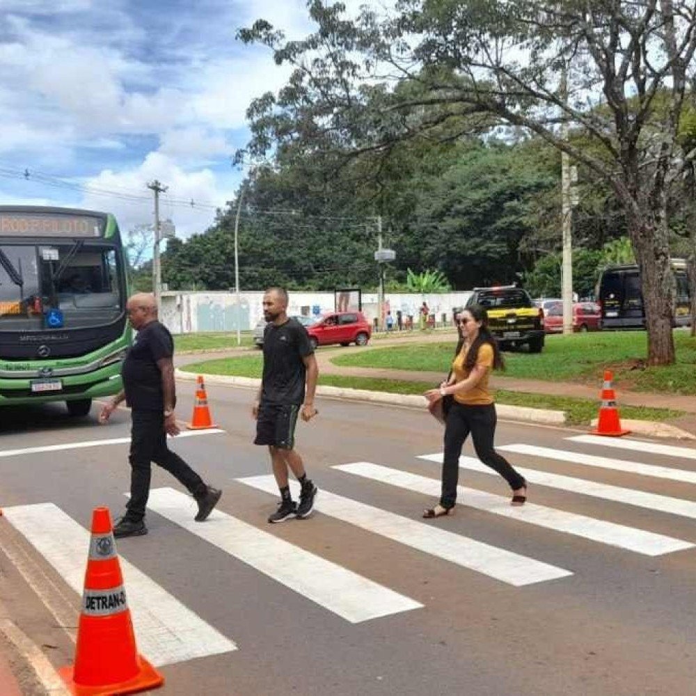Faixa de pedestre: ação educativa celebra 27 anos da travessia segura