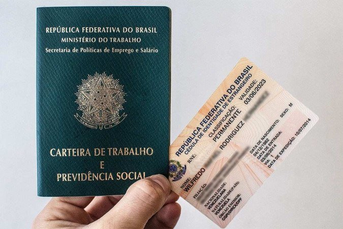 Carteira de Trabalho e Previdência Social - (crédito: Reprodução Wikipédia) Carteira de Trabalho e Previdência Social - (crédito: Reprodução Wikipédia)