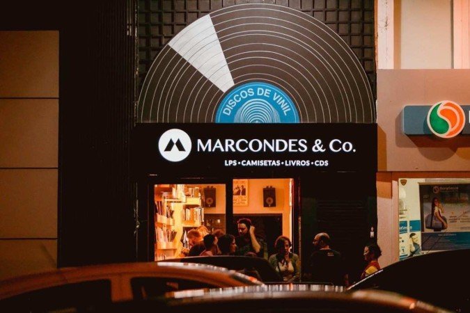 O espaço tem pouco mais de quatro anos de existência e reúne amantes da boa música