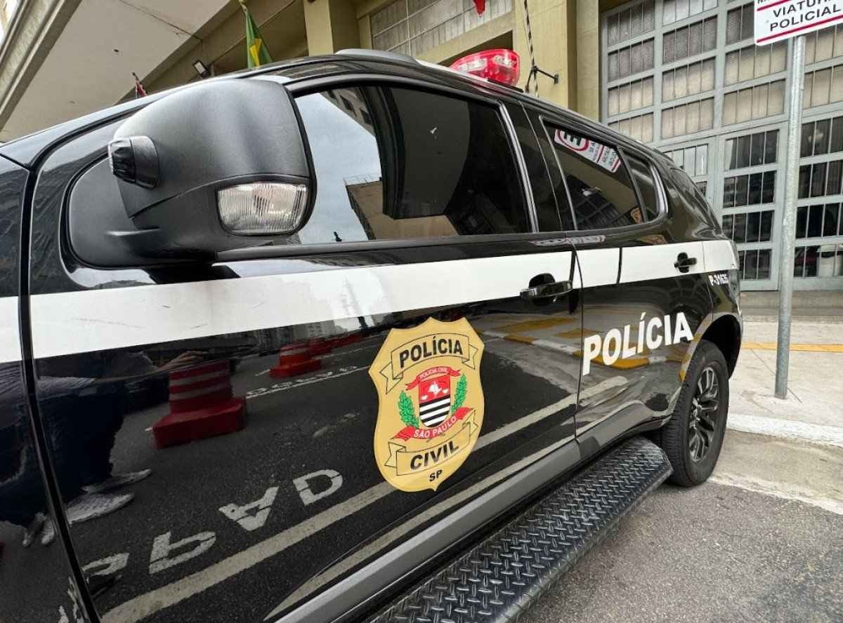 Polícia prende criminoso procurado durante cirurgia para mudar rosto