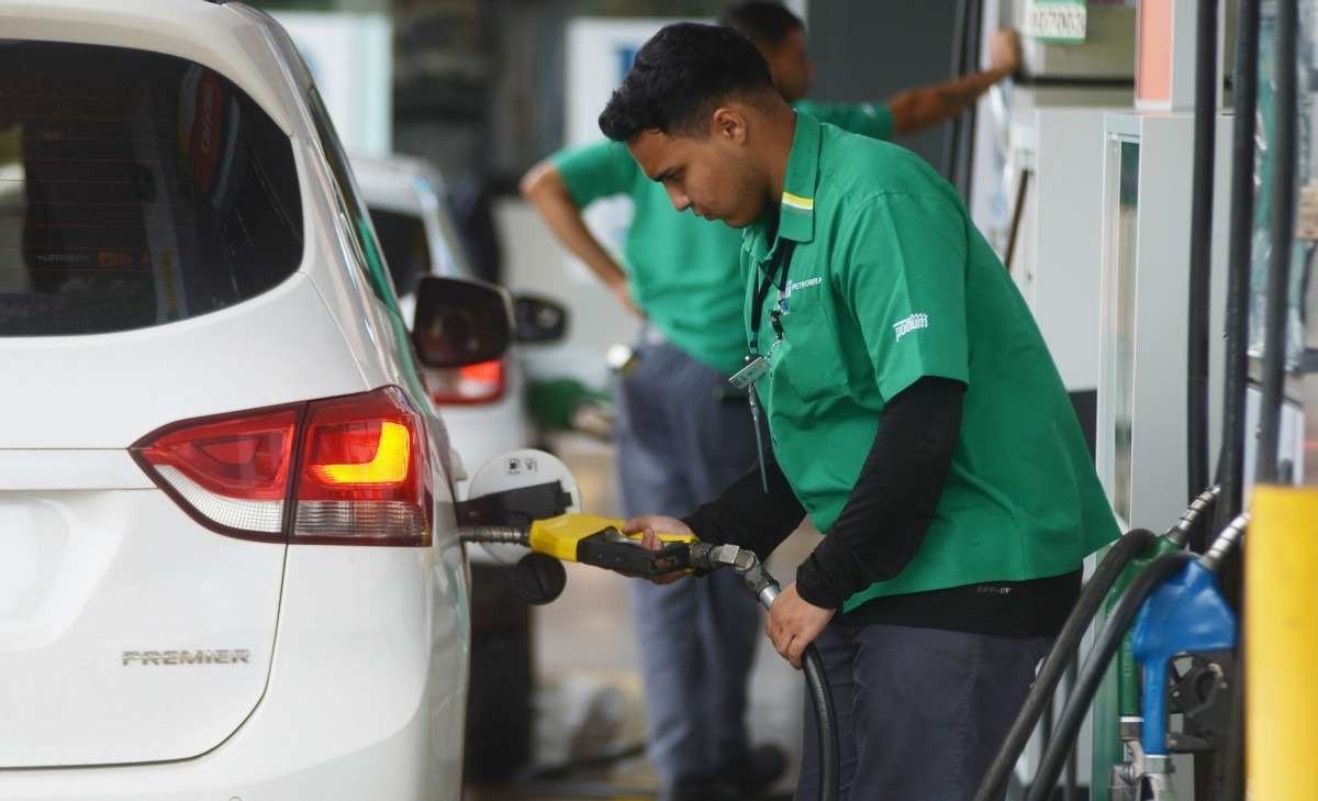 Gasolina e diesel terão misturas modificadas