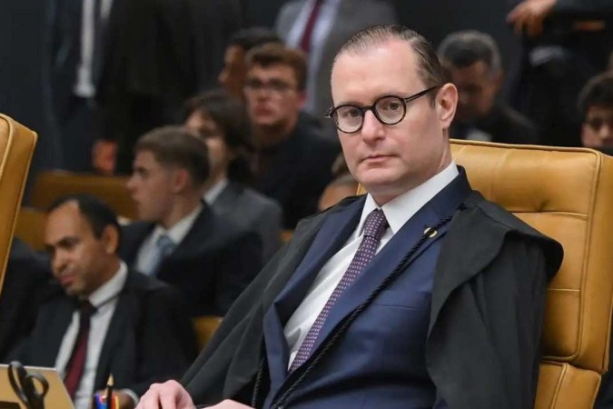 Relator da medida, Cristiano Zanin, entende que não é necessário aval da Justiça para que dados sejam repassados para órgãos de investigação -  (crédito: Carlos Moura/SCO/STF)