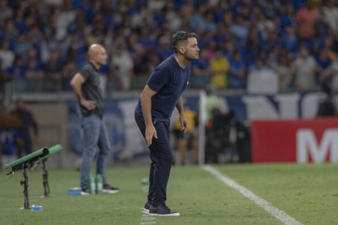 Arthur Gomes e Juan Dinenno estão fora da estreia da Sula -  (crédito: Foto: Divulgação/Cruzeiro)