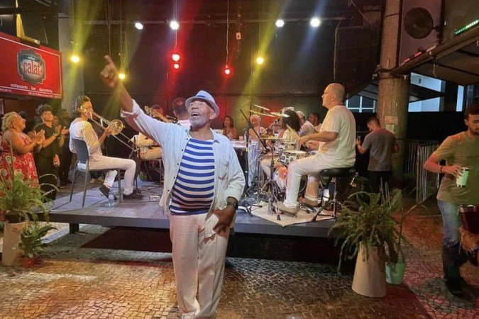 O  Samba União promove a roda musical no Calaf -  (crédito: Reprodução Instagram/ @samba.uniao)