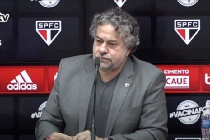 Júlio Casares promete medidas junto à justiça desportiva e comum -  (crédito: Foto: Reprodução/YouTube)