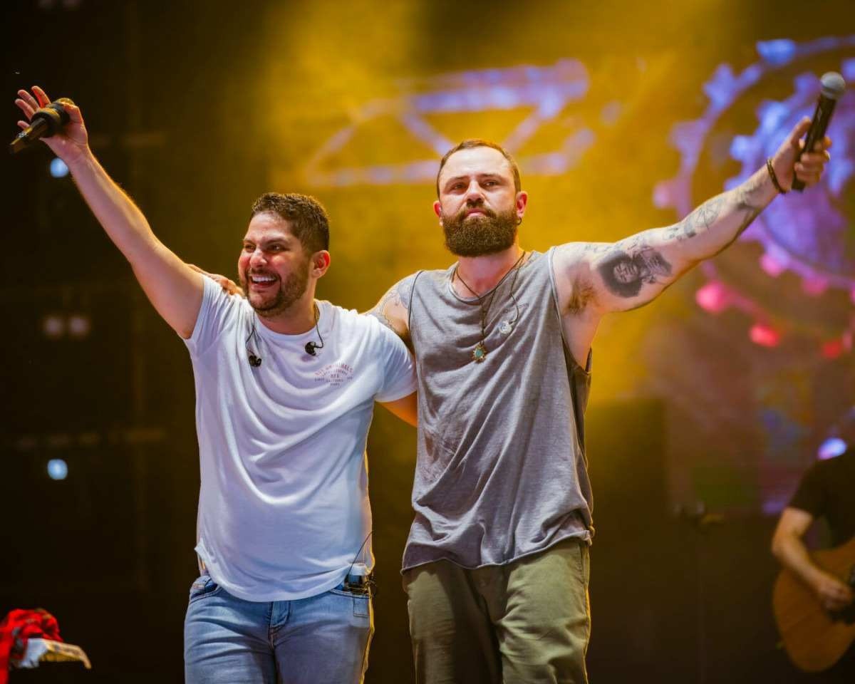 Dupla Jorge & Mateus comanda festa sertaneja no Mané Garrincha 