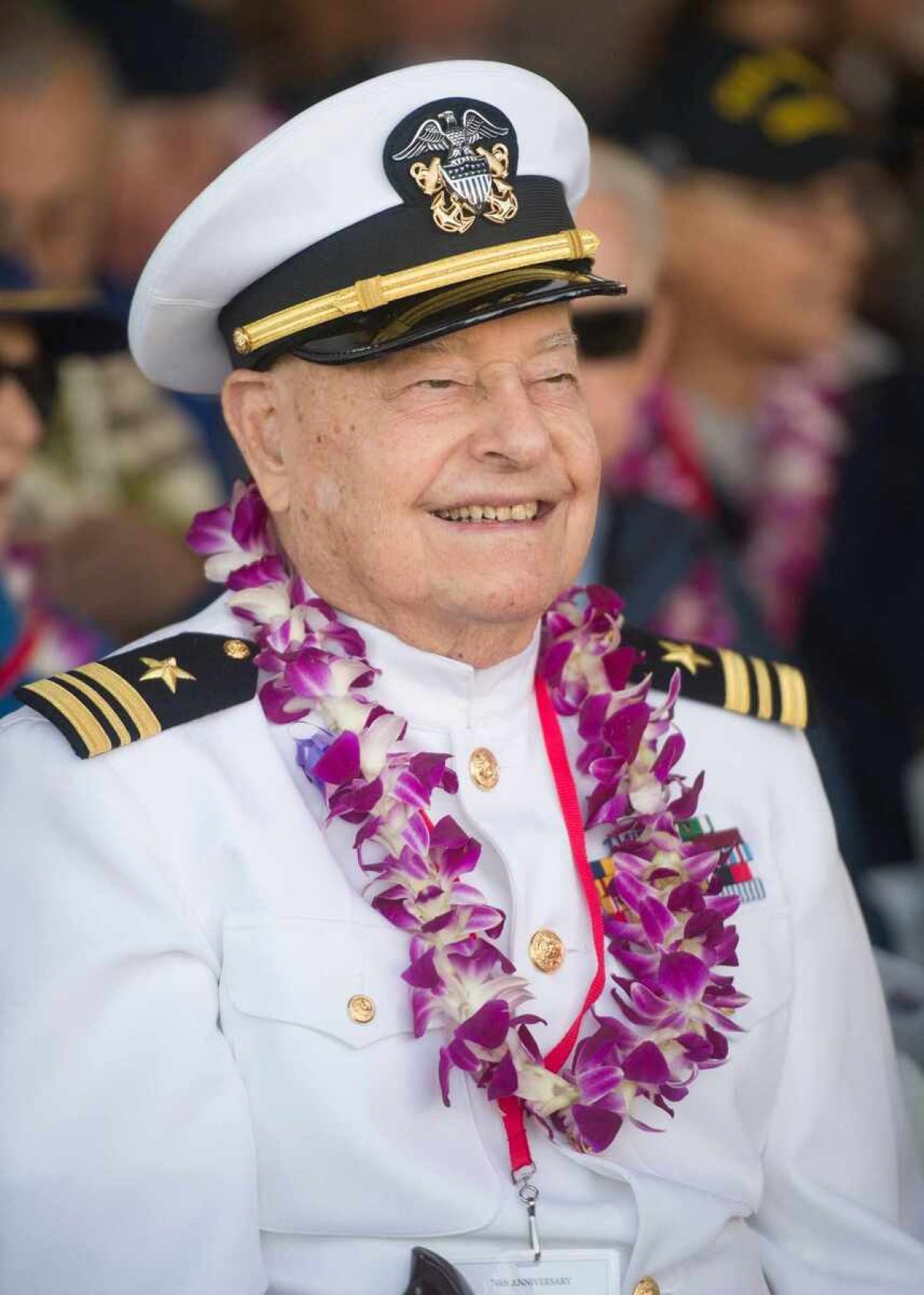 Último sobrevivente do ataque a Pearl Harbor morre aos 102 anos nos EUA