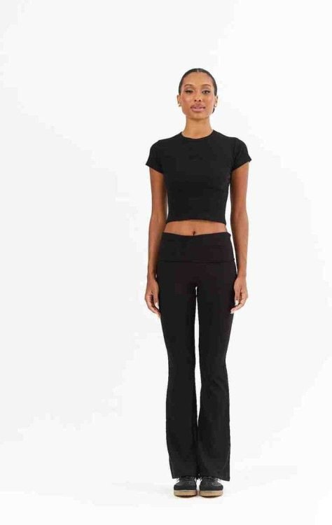 Calça yoga lounge, da makai (R$ 298) Calça yoga lounge, da makai (R$ 298)