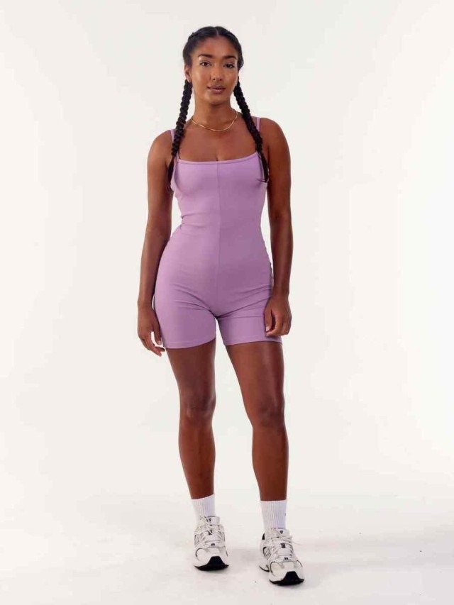 One Piece curto Active, da Makai (R$ 226) One Piece curto Active, da Makai (R$ 226)