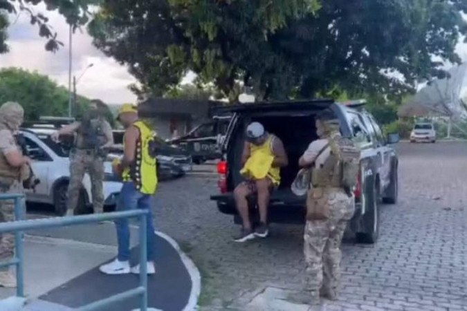 Presidente e vice de organizada do Sport presos em parte de investigações do ataque ao ônibus do Fortaleza -  (crédito: Foto: Polícia Civil)