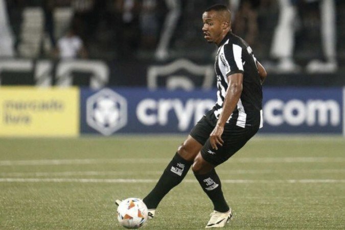 Alvo do Vasco, Marlon Freitas foi titular na derrota do Botafogo na Libertadores -  (crédito: Foto: Vitor Silva/Botafogo)