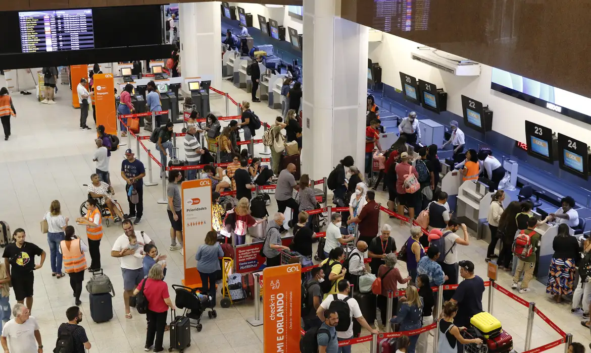 Programa de passagens aéreas acessíveis deve sair nas próximas semanas -  (crédito: EBC)