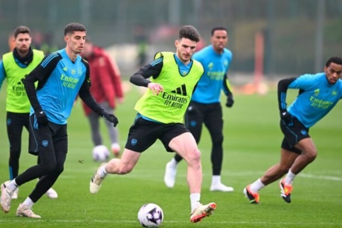 Jogadores do Arsenal durante treinamento da equipe - Foto: Divulgação / Arsenal -  (crédito: Foto: Divulgação / Arsenal)