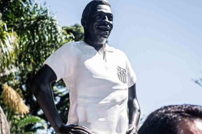 Solenidade tinha ex-jogadores e ídolos do Santos - (crédito: Foto: Guilherme Greghi/Santos FC) Solenidade tinha ex-jogadores e ídolos do Santos - (crédito: Foto: Guilherme Greghi/Santos FC)