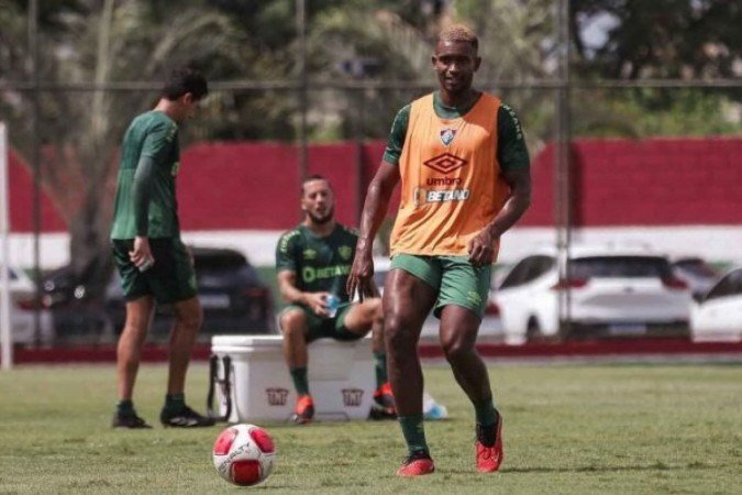 Marlon passou por artroscopia e não tem previsão de volta aos gramados -  (crédito: Foto: Mailson Santana/FFC)