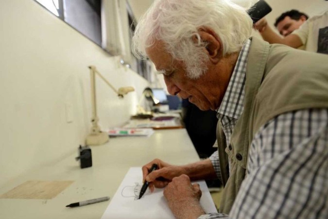 Ziraldo morreu aos 91 anos. Na foto, o cartunista durante uma visita ao Correio, em 2016 -  (crédito: André Violatti/Esp. CB/D.A Press)