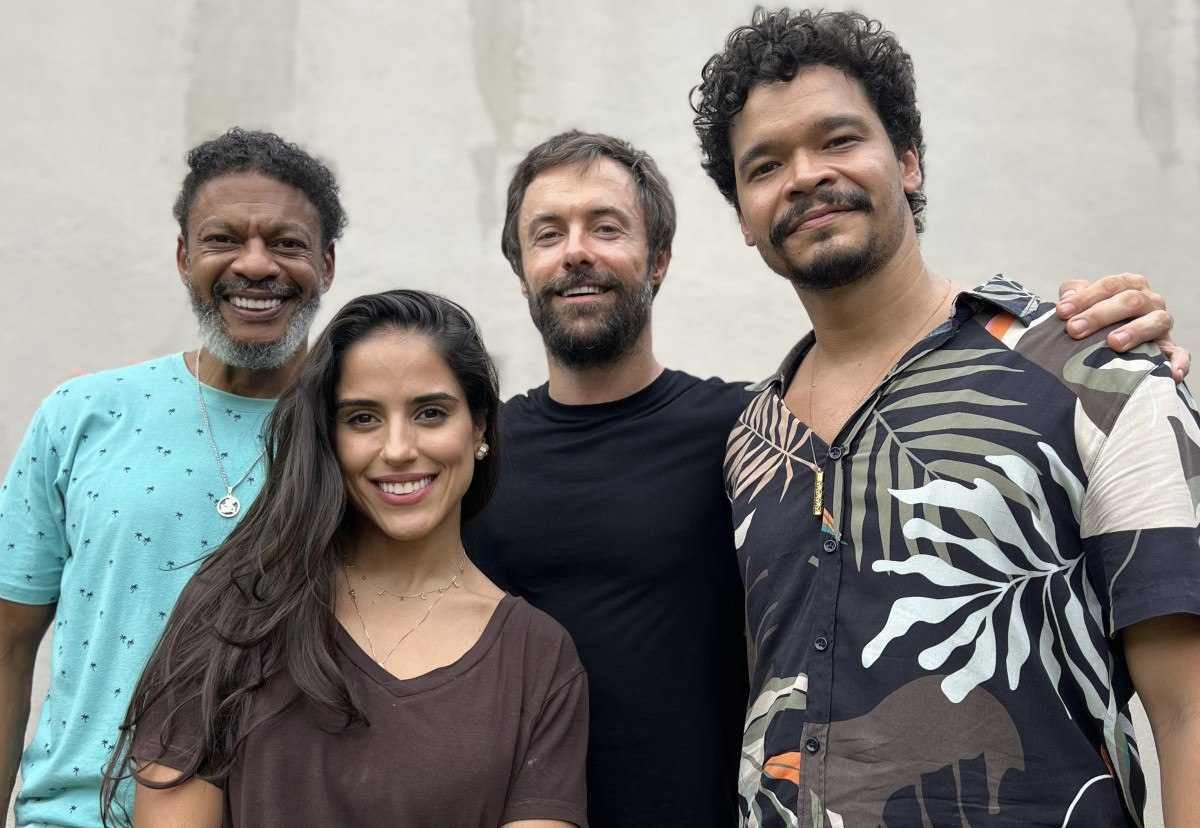 Nill Marcordes, Camilla Camargo, Kayky Brito e José Trassi no filme A caipora