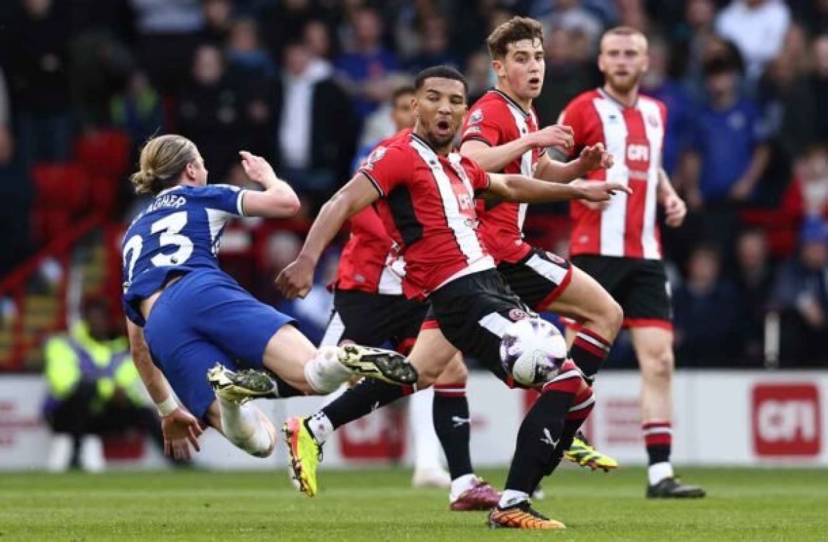 Thiago Silva marca, mas Chelsea fica no empate com o Sheffield United