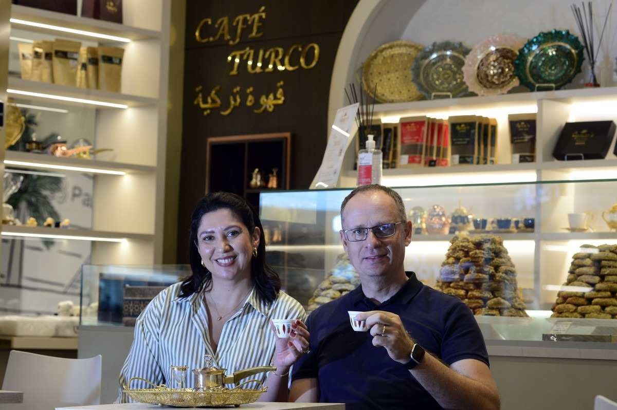 A paixão por café de Paul Sapountzakis e Rita Mendes os fizeram trazer para Brasília uma experiência única para amantes de diferentes sabores da bebida