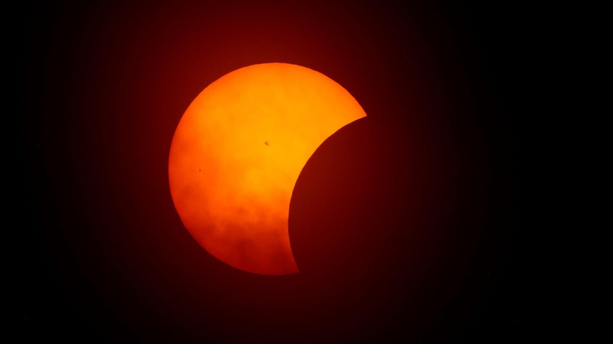 As fascinantes imagens do eclipse solar total na América do Norte