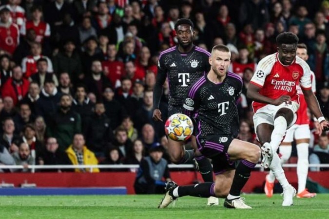 Arsenal e Bayern de Munique protagonizaram um ótimo jogo na cidade de Londres -  (crédito: Foto: Adrian Dennis/AFP via Getty Images)