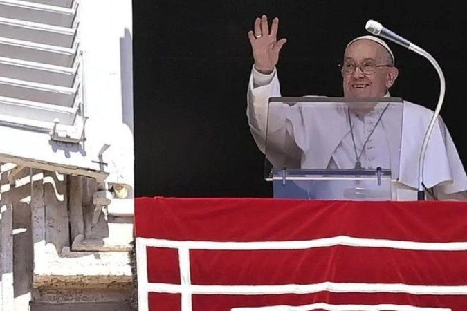 A condenação do papa Francisco à mudança de sexo: 'Tentação de se passar por Deus' -  (crédito: BBC Geral)