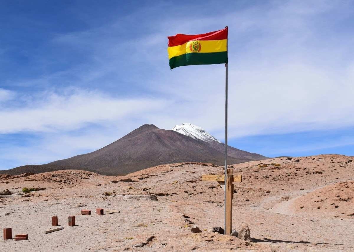 Bolívia é incorporada formalmente como membro do Mercosul após Arce promulgar lei